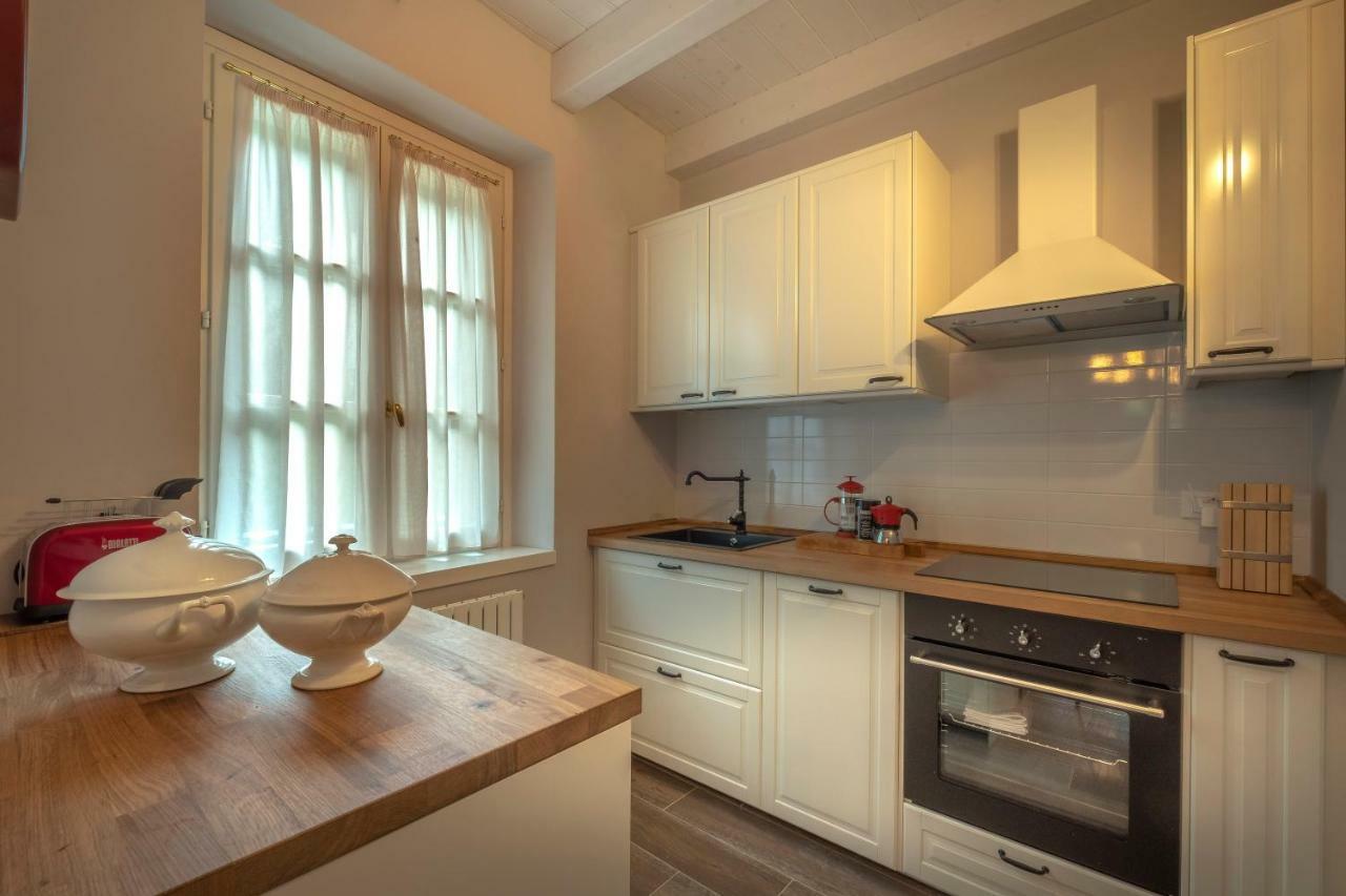 Apartamento Giardini Magnolia Belgirate Exterior foto