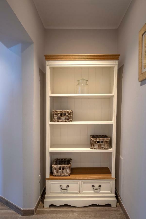 Apartamento Giardini Magnolia Belgirate Exterior foto